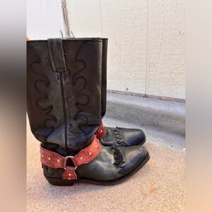 Black cowboy boots